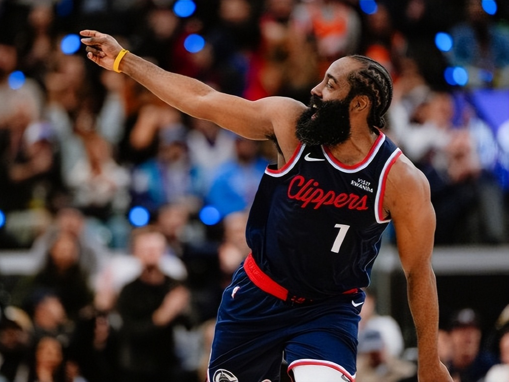 开云中国-重磅！转会期亚特兰大调整名单以备NBA总决赛夏洛特黄蜂围绕欧篮联扳平良机，清晨山东泰山止住颓势