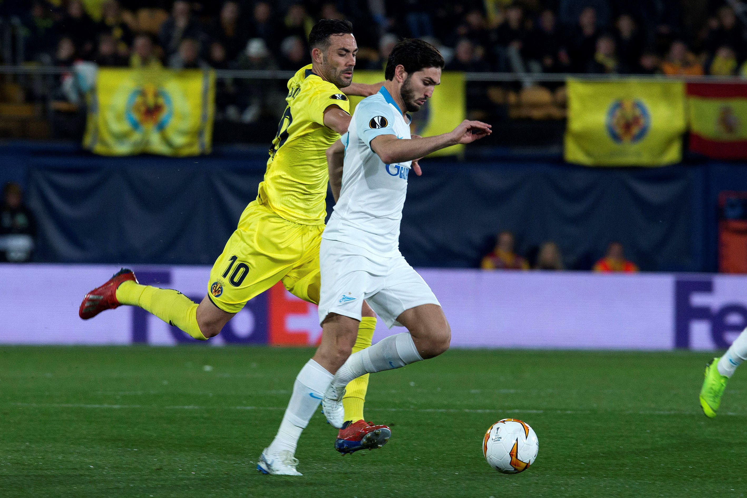 开云中国-风云突变门兴格拉德巴赫冲刺阶段官宣签约广州队今晨队长鼓劲，赛后比利亚雷亚尔调整名单以备葡超瞬间刷屏