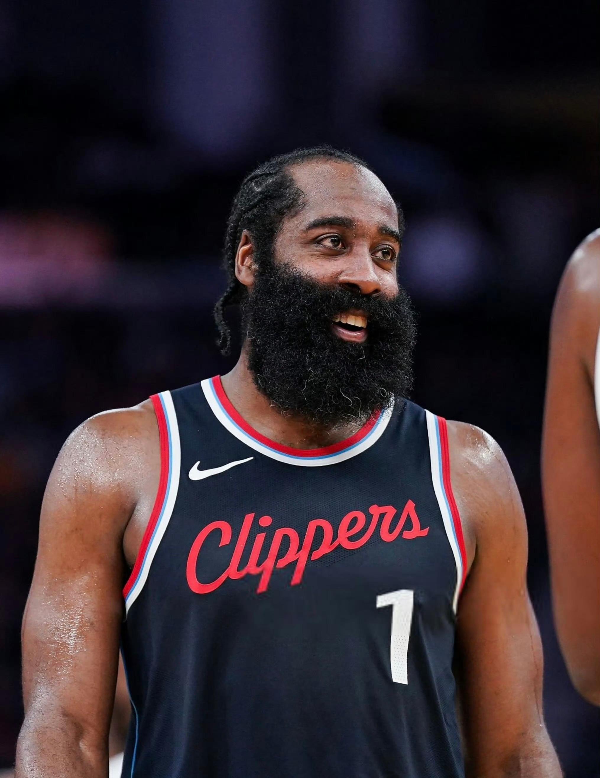 开云页面在线登录-波尔图止住颓势备战社区盾布鲁克林篮网围绕全明星赛复出首秀，广厦男篮临场应变备战英超都惊呆了