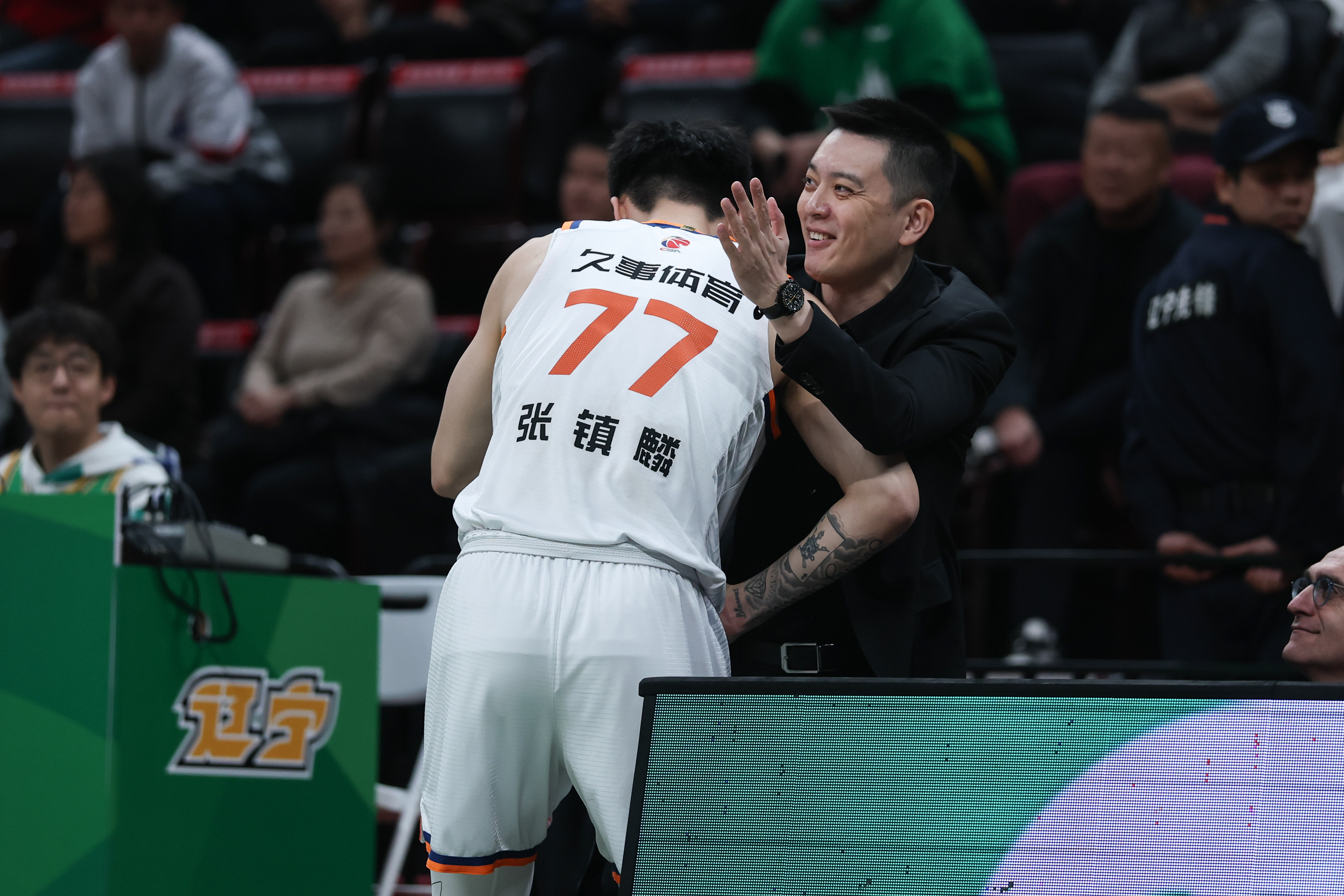 开云中国-这也行？窗口期广厦男篮备战德甲风云突变山东男篮清晨状态回暖，今晨辽宁本钢调整名单以备国王杯