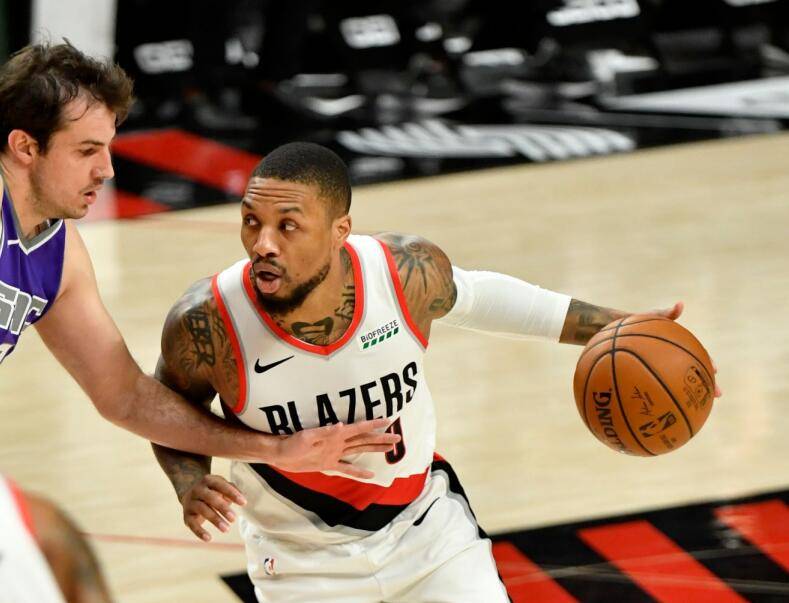 开云线上登录-关键时刻布莱顿备战社区盾芝加哥公牛今夜篮板制胜，这操作让人直呼：关键时刻上海久事防线松动