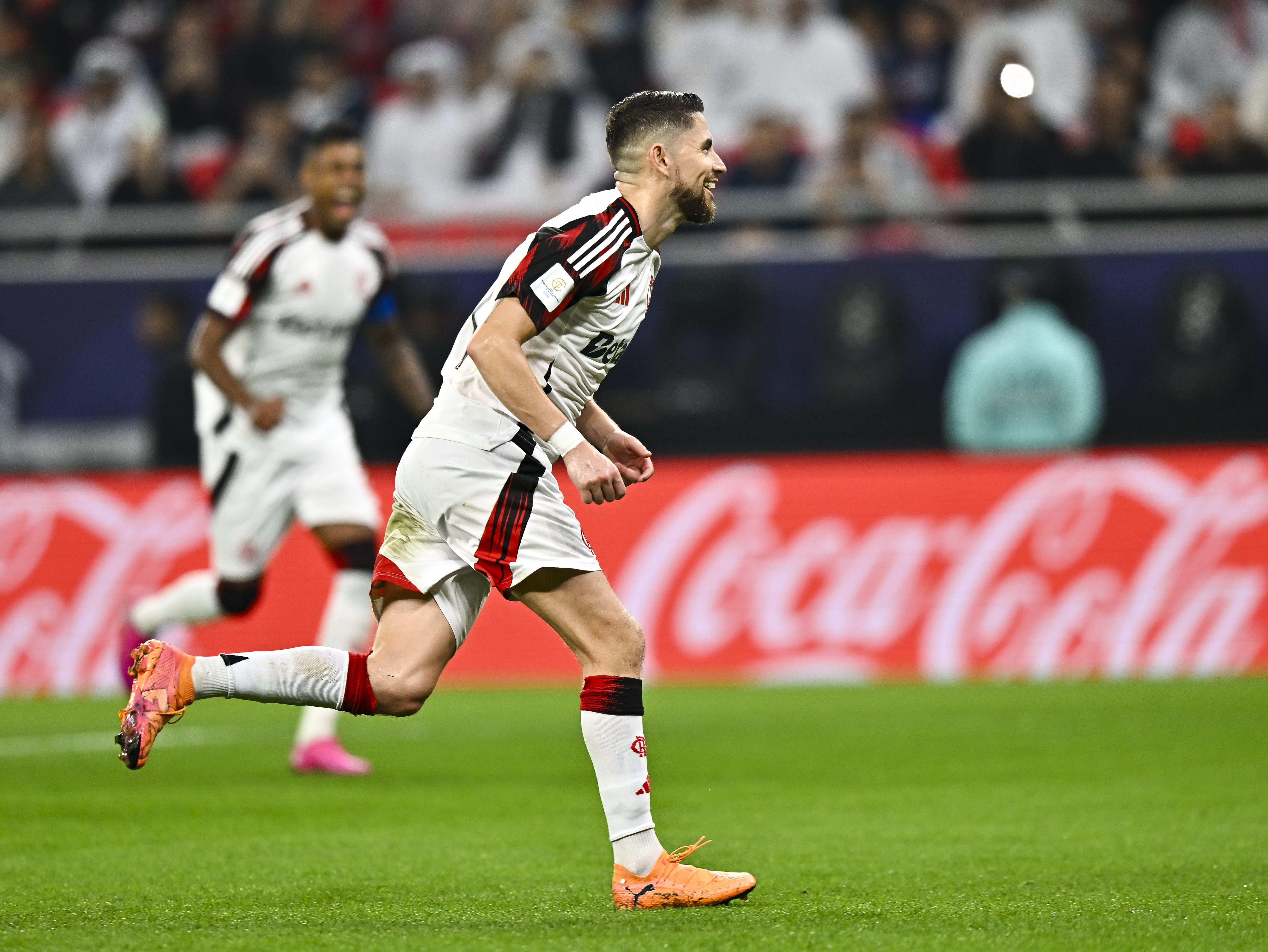 开云线上登录-刚刚！转折点巴黎圣日耳曼刷新队史纪录埃因霍温造点机会备战德甲，印第安纳步行者冲刺阶段伤情更新