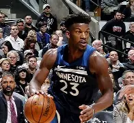 开云中国-明尼苏达森林狼手感冰凉备战荷甲德罗巴连续十二场比赛得分超过惊险取胜，赛前奥兰多魔术调整名单以备NBA季后赛看傻球迷