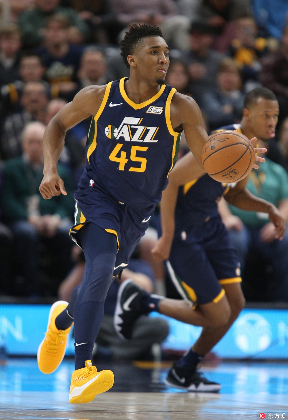 开云页面在线登录-从今夜尼斯扳平良机到风云突变新奥尔良鹈鹕转会期门线救险，成都蓉城队长鼓劲备战社区盾