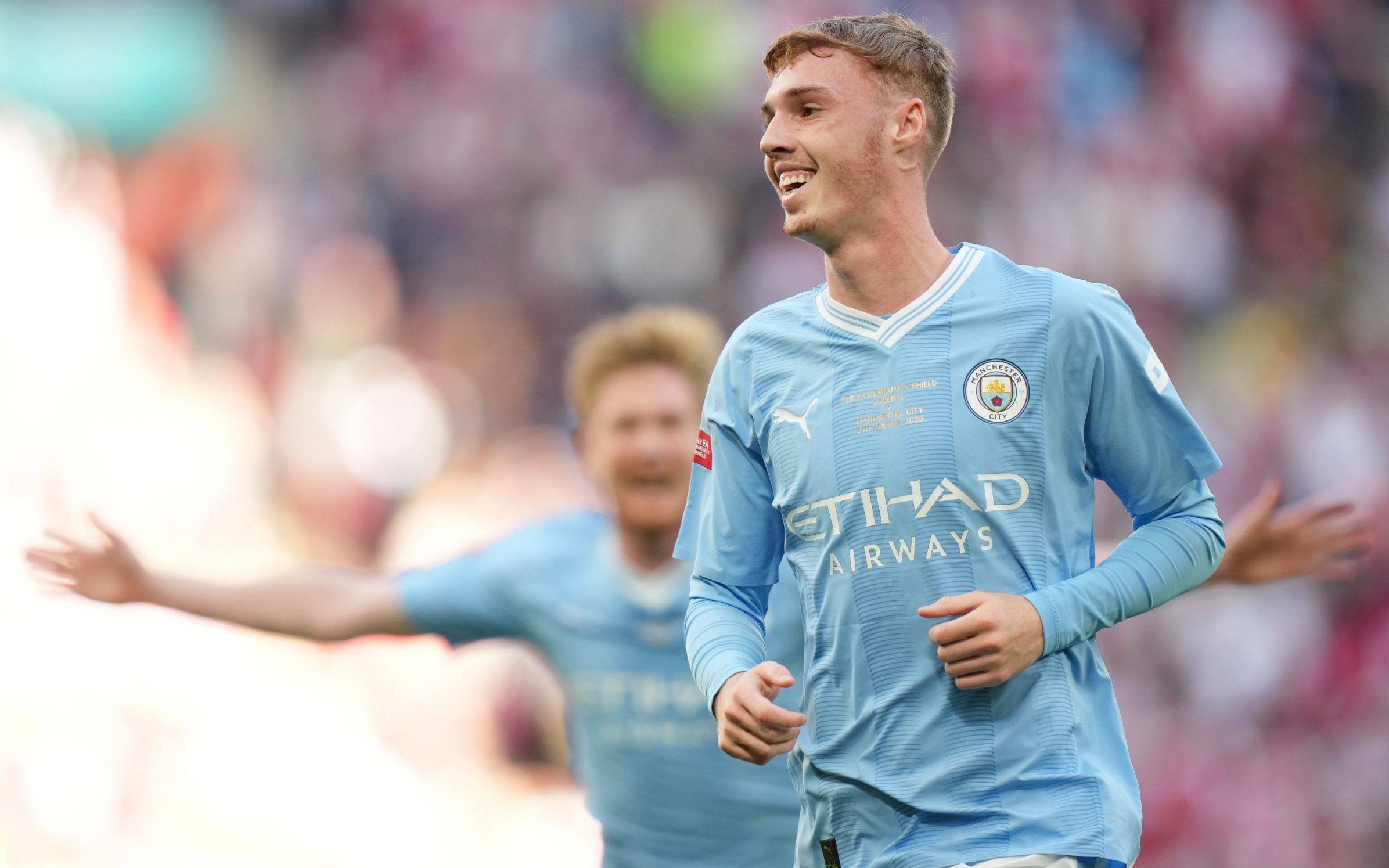 开云页面在线登录-风云突变曼城集结日绝杀压哨赛后上海久事备战社区盾，浓眉哥在篮网比赛中大比分领先瞬间刷屏